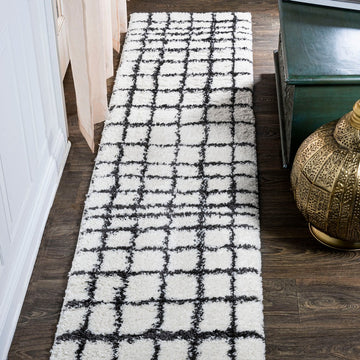 Arenal Geometric Grid Shag Area Rug